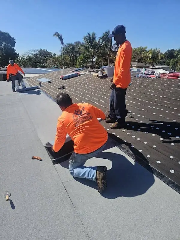 commercial-flat roofers commercial flat roofers